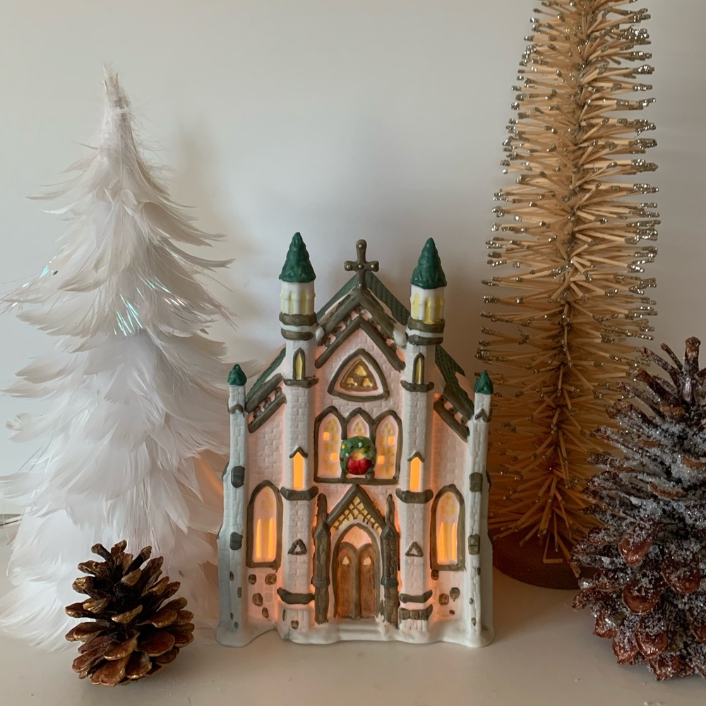 Vintage Collins  Christmas Holiday Lighted  Expression Ceramic Church